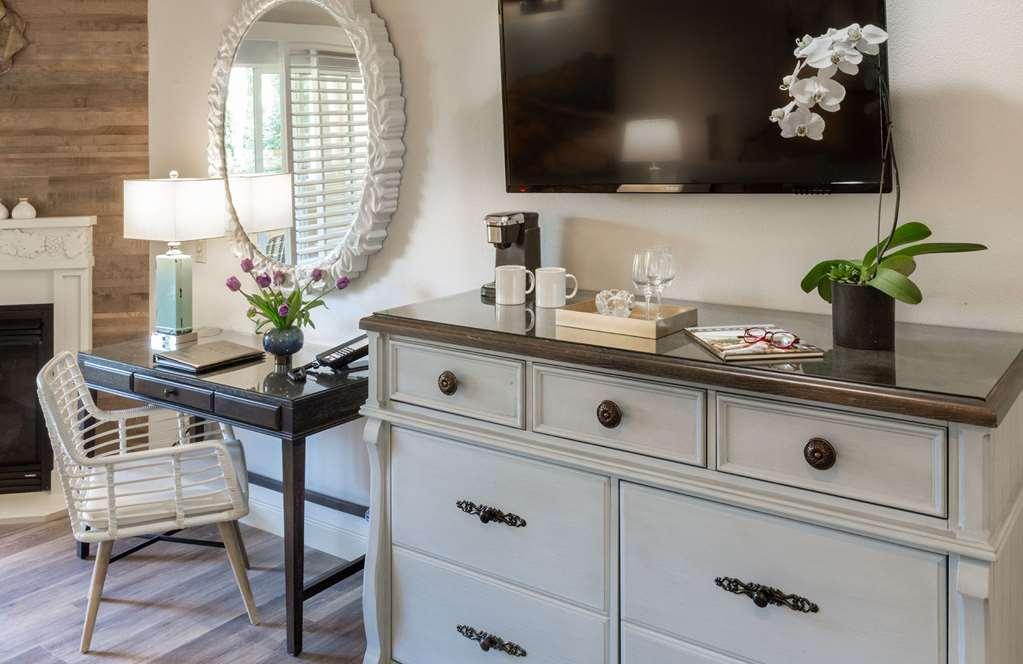 The Lodge At Healdsburg, Tapestry Collection By Hilton Room photo