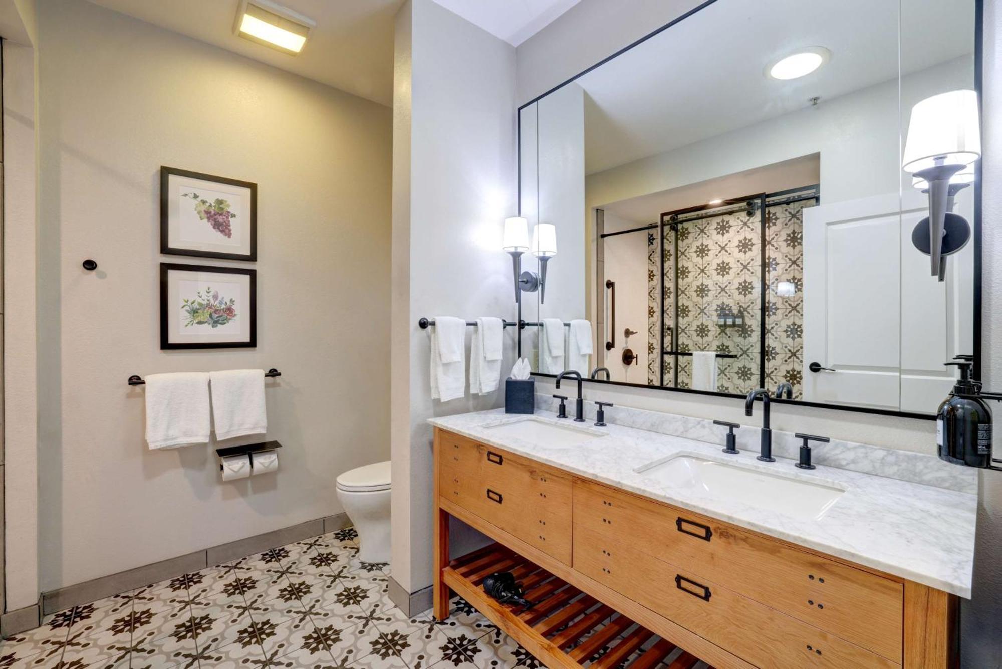 The Lodge At Healdsburg, Tapestry Collection By Hilton Exterior photo